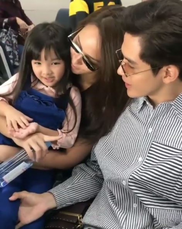 โมเมนต์พ่อแม่ลูกสุดน่ารัก!! “อรุณา-วศิน” พา “น้องนุดา” มาเที่ยว ดีต่อใจสุดๆ (มีคลิป)