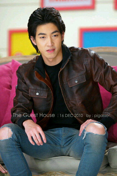 โตโน่ ภาคิน