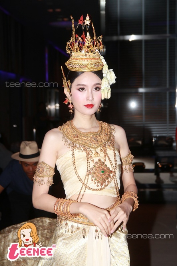 งดงามดั่งหลุดออกมาจากวรรณคดี ปอย ตรีชฎา สวยเจิดจรัสในชุดไทย