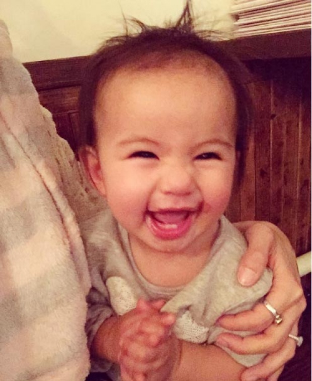 น้องเอวาลีน ลูกสาว พ่ออั๋น - แม่เจนนี่ หนูอายุ 1 ขวบแล้วค่า