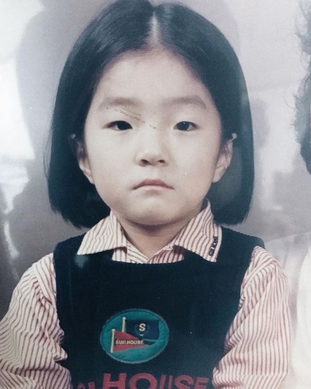 ภาพหาดูยาก! จียอน สมัยเด็กน้อย ผมสั้น ตาชั้นเดียว น่ารักเชียว