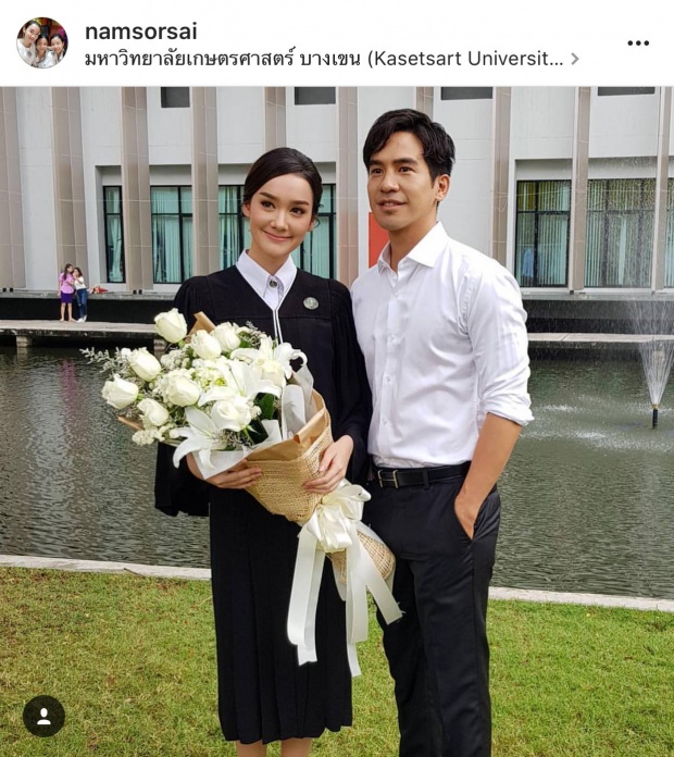 เพื่อนๆร่วมยินดี เดียร์น่า รับปริญญา!