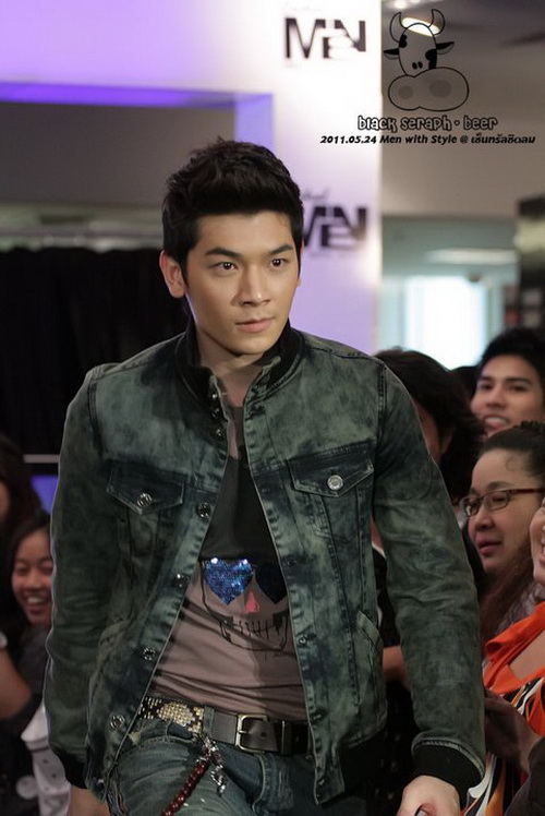 Pic : แอร๊ยย...เนส THE STAR 7 หล่อโฮกกก !!!