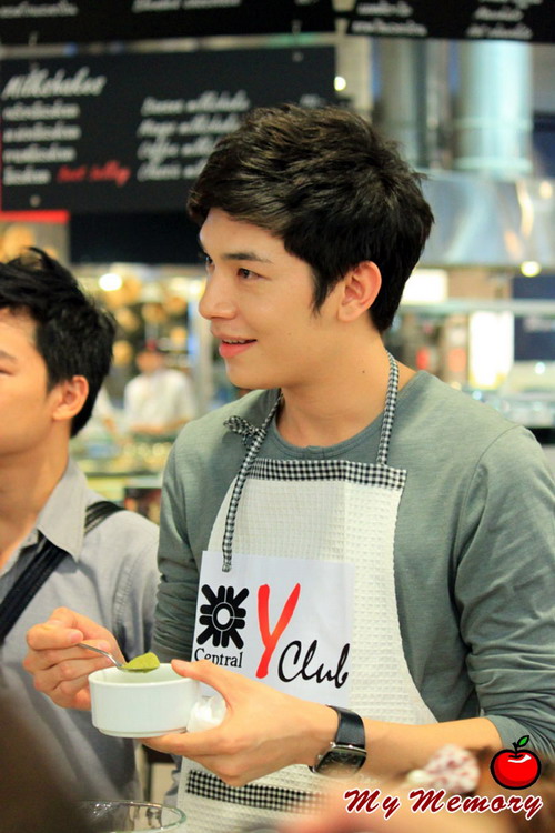 พ่อครัวเนส หล่อเวอร์หน้าใสกิ๊ก!