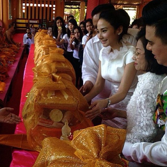 บรรยากาศงานทำบุญวันเกิดล่วงหน้าของ อั้ม พัชราภา