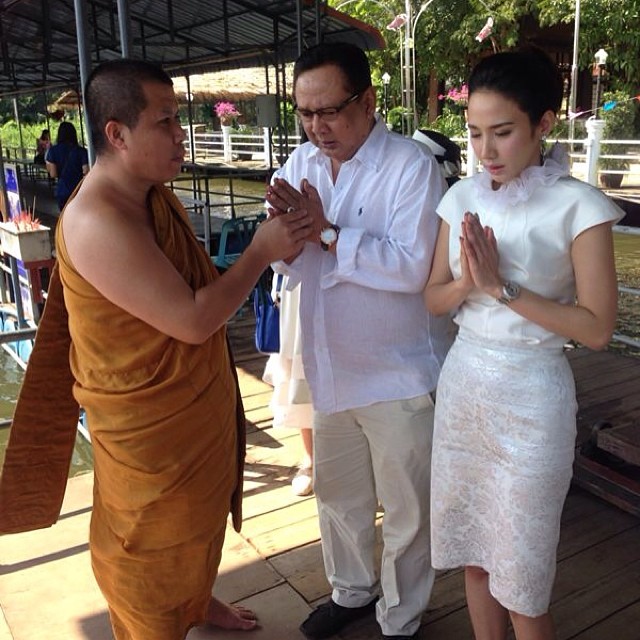 บรรยากาศงานทำบุญวันเกิดล่วงหน้าของ อั้ม พัชราภา