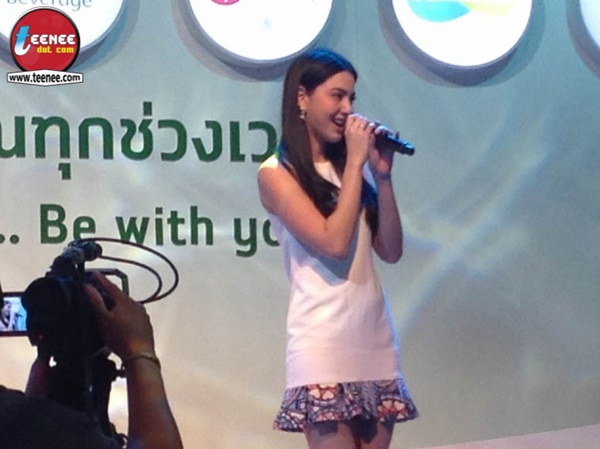 ใหม่ ดาวิกา