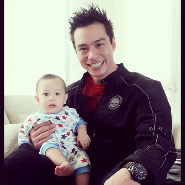 Hot!! รวมภาพลูกชายกับคุณพ่อปีเตอร์  