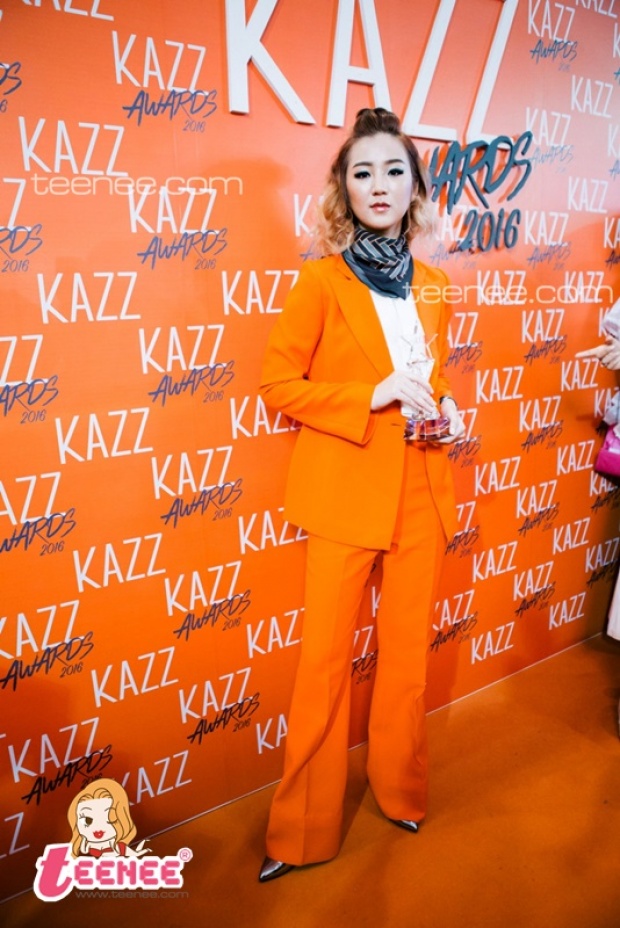 รวมแฟชั่นนางเอก ร่วมเฉิดฉายในงาน Kazz Awards 2016