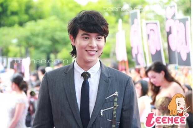 ช็อตสยบติ่ง!!เจมส์ จิ สาดความหล่อยิ้มทีใจละลาย