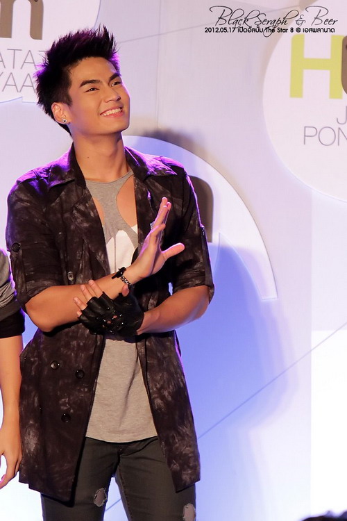 PIC ฮั่น เดอะสตาร์ จาก งานวันเปิดตัวอัลบั้ม