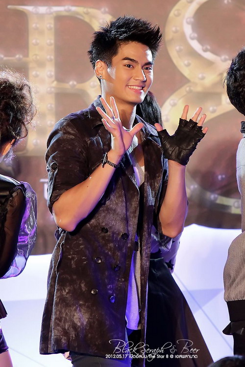 PIC ฮั่น เดอะสตาร์ จาก งานวันเปิดตัวอัลบั้ม