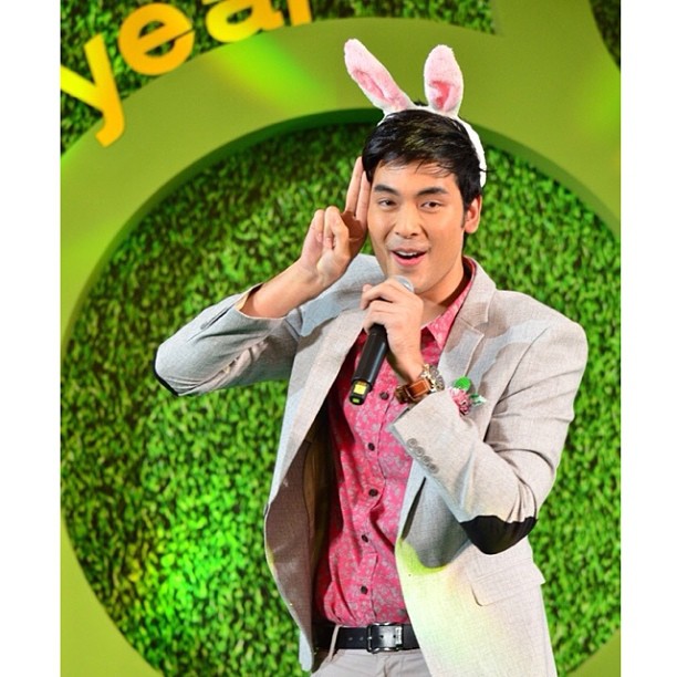 บอม ธนินทร์