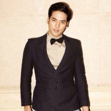 บอม ธนิน คุณชายเล็ก แห่งวังจุฑาเทพ