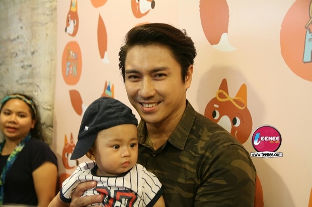 เอ พศิน กับน้องเลโก้ หล่อไม่แพ้กันเลยนะพ่อ-ลูก!!