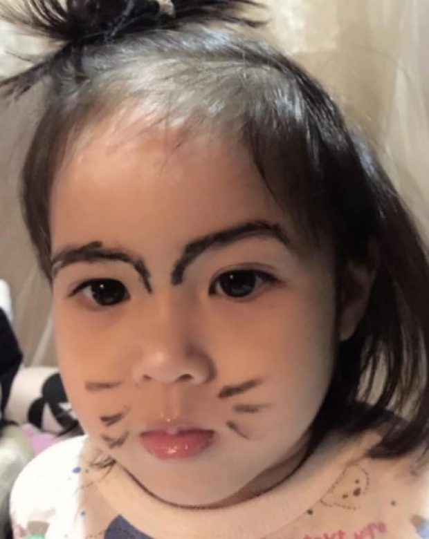 ยิ่งโตยิ่งน่ารัก! แอบส่องความสดใส น้องนามรูป ลูกสาว ไก่มีสุข !