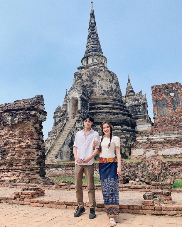 ปันปัน ในลุคสุดเรียบร้อย ถักเปียเข้าวัดเดินสายทำบุญ