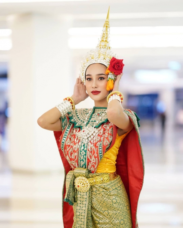 งามซึ้งตรึงใจ นาว ทิสานาฎ สวมชุดไทย โชว์ร่ายรำแบบหวานหยดย้อย(คลิป)