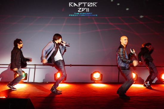 Pic :งานแถลงข่าว Raptor 2011 Concert
