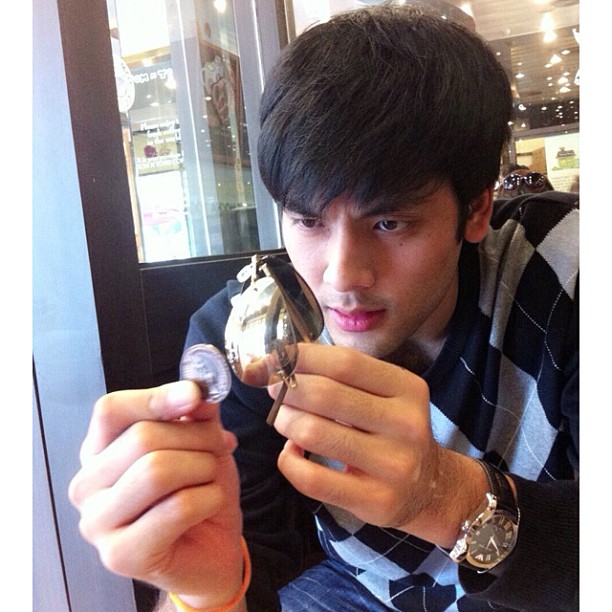 บอม ธนินทร์