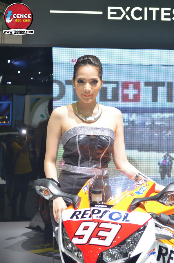 สาวๆจาก Honda Big bike สวยสง่าไม่แพ้ใคร!