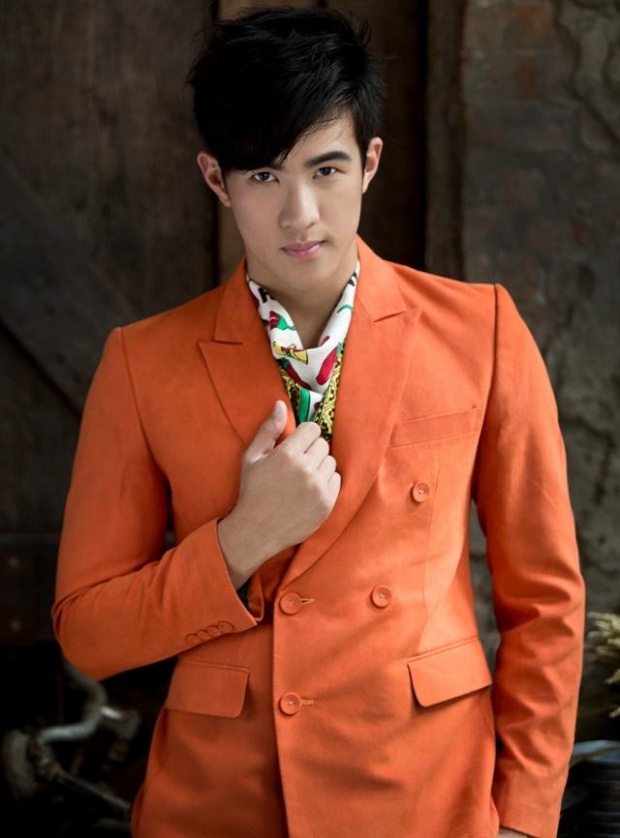 ลุคนี้หล่ออ่ะ เจมส์ มาร์ นายเท่ห์มาก