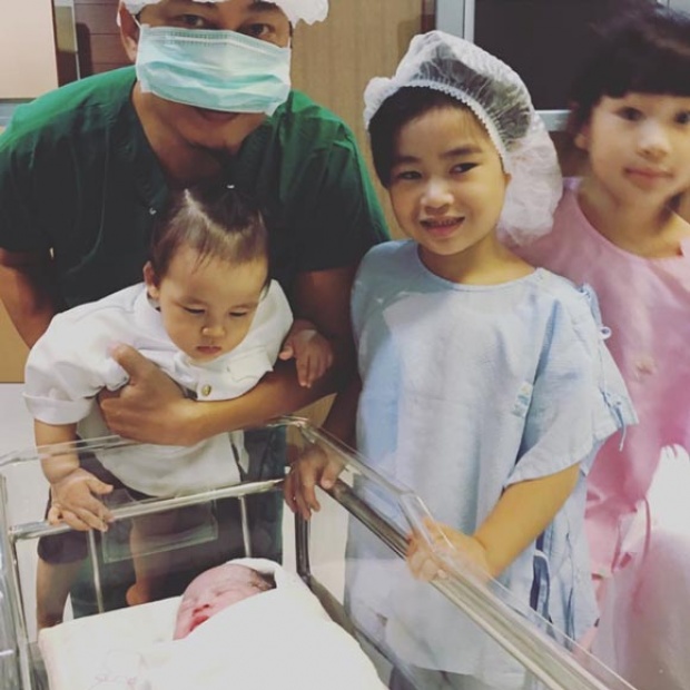 ชมภาพชัด น้องออเกรซ ลูกสาวคนที่ 4 ของพ่อเปิ้ล - แม่จูน