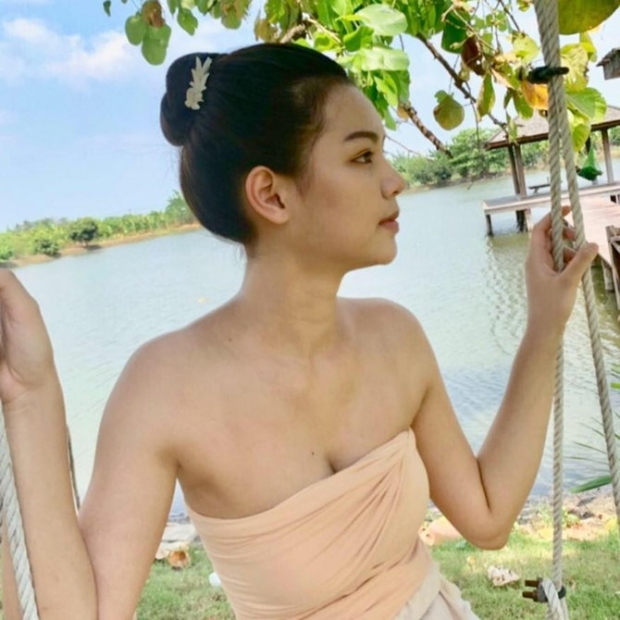 เปิดวาร์ป!  “ฝ้าย สุพรรณิการ์” สแตนอินฝาแฝด “ญาญ่า อุรัสยา” ในละครเรื่อง “กลิ่นกาสะลอง”