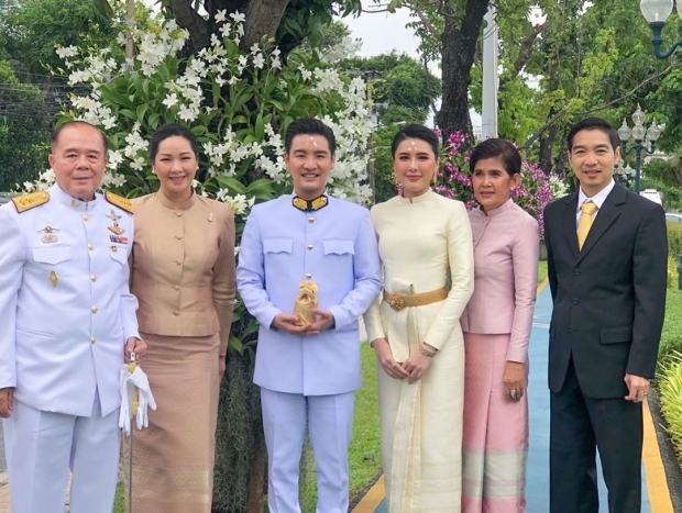  บี มาติกา เผยภาพสมเด็จพระกนิษฐาธิราชเจ้าฯ  ทรงพระราชทานน้ำสังข์ ในพิธีสมรสพระราชทาน