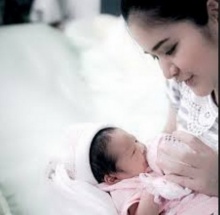 อัพเดทภาพน้องโมนา ลูกสาวสุดน่ารักปอย ปวัณา