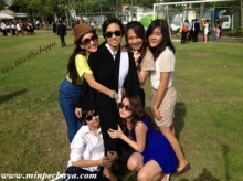 อัพเดทภาพ มีน พีชญา กับแก๊งเพื่อนสาว น่ารักอ่ะ