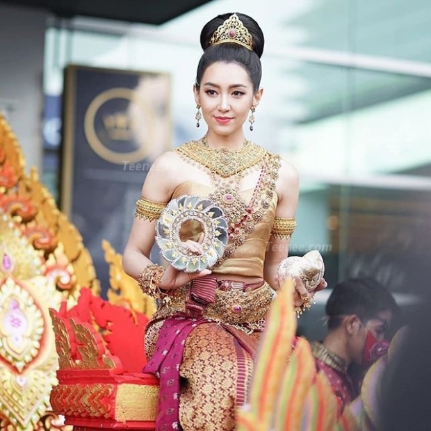 สวยสง่า! “เบลล่า ราณี” แต่งชุดไทยต้อนรับสงกรานต์ในลุค “นางสงกรานต์ทุงษะเทวี”