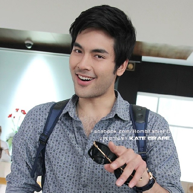 หล่อ..คม..เข้มแบบ บอม ธนิน