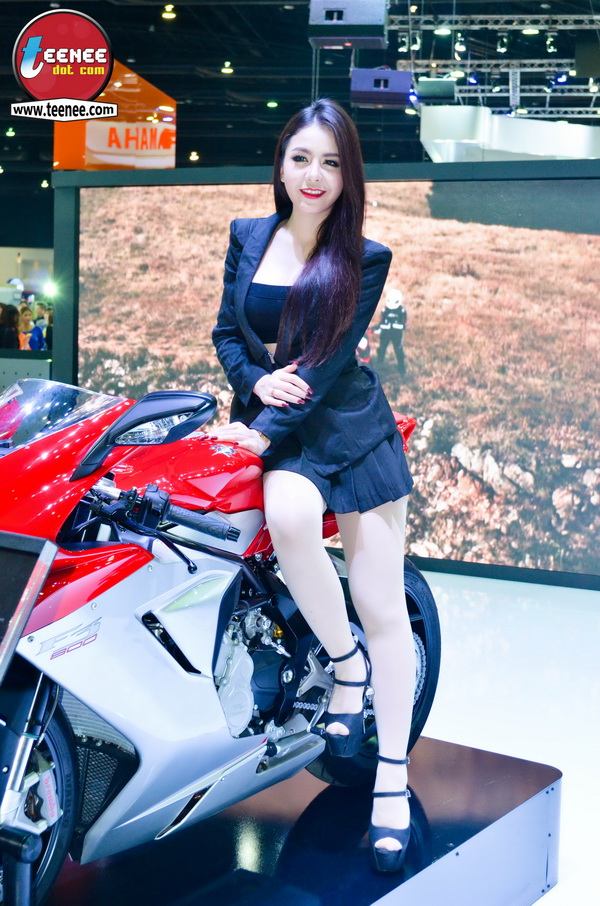 เปรี้ยว เท่ห์! สไตล์ สาวๆ จาก MV Agusta