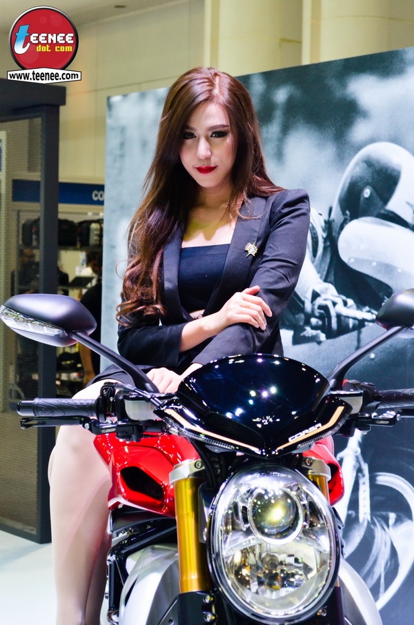 เปรี้ยว เท่ห์! สไตล์ สาวๆ จาก MV Agusta