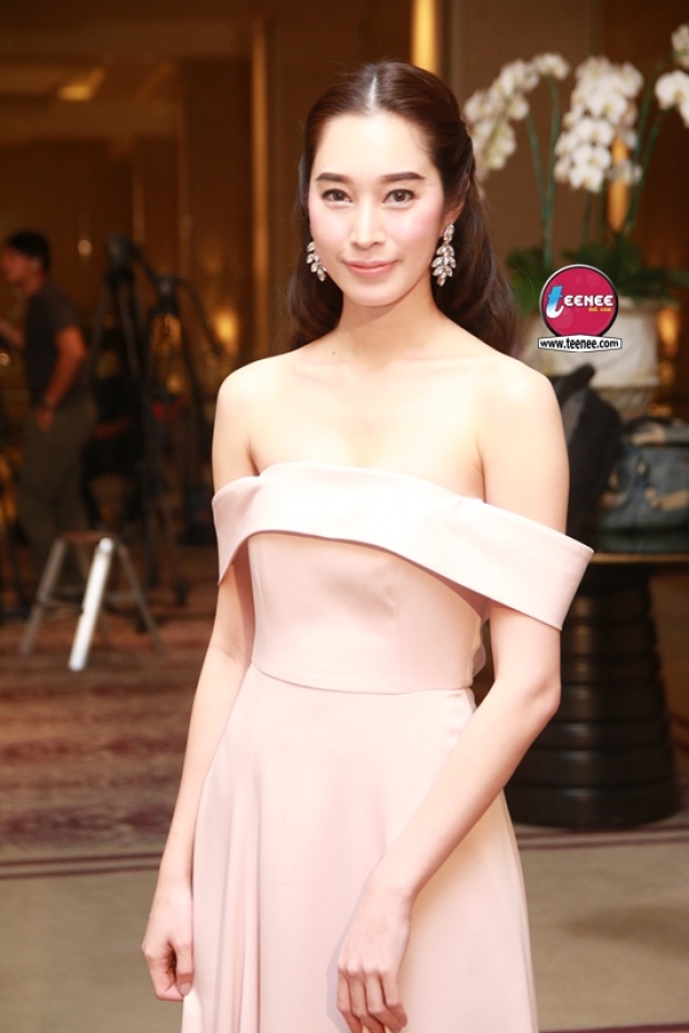 รวมชุดหรูธีม Pink Gold สาวๆในงานแต่ง เบเบ้