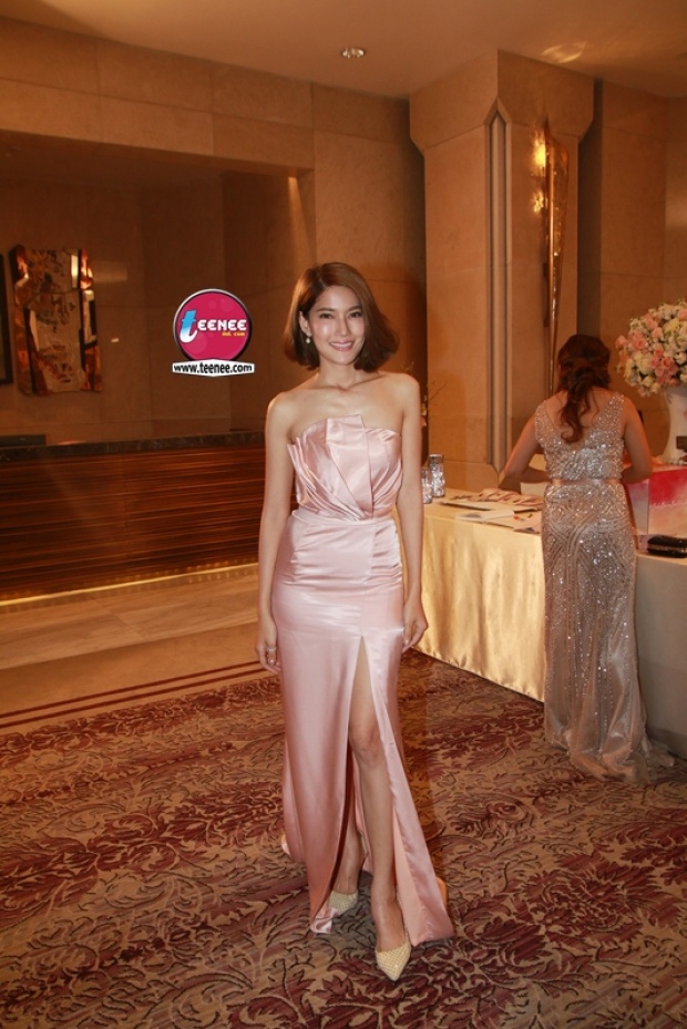 รวมชุดหรูธีม Pink Gold สาวๆในงานแต่ง เบเบ้