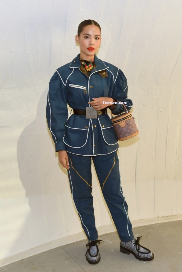  ลุคนี้อย่างเท่! ส่องแฟชั่น สาวญาญ่า ร่วมชมโชว์ Louis Vuitton Cruise 2020 