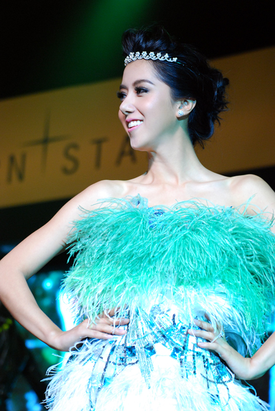 Pic : อั้ม - ไอซ์ เจิ่ด ๆ สวยเด้ง