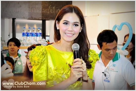 ชมพู่ อารยา โชว์ตัว @ อิมแพค