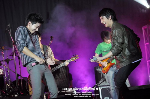 โตโน่ ริท คู่นี้เค้าอะไรกันเนี่ย