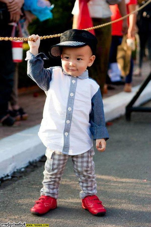 น้องชิโน่ ลูกแม่พลอย ชิดจันทร์ น่ารักสุดๆ