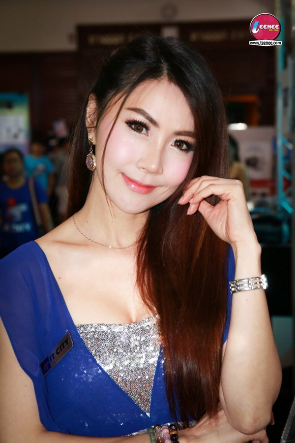 พริตตี้สาวสุดซี๊ด...ชวนหนุ่มๆน้ำลายหก 5