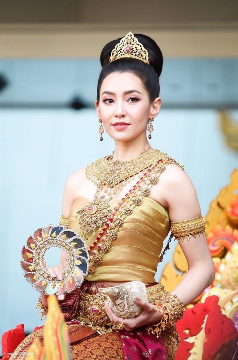 มัดรวมลุค เบลล่า ยืนหนึ่งตำแหน่งนางสงกรานต์3ปีสวยจึ้งไม่หยุด