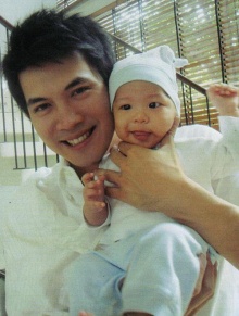 รวมภาพคุณพ่อ-คุณลูกคนดัง แห่งวงการ