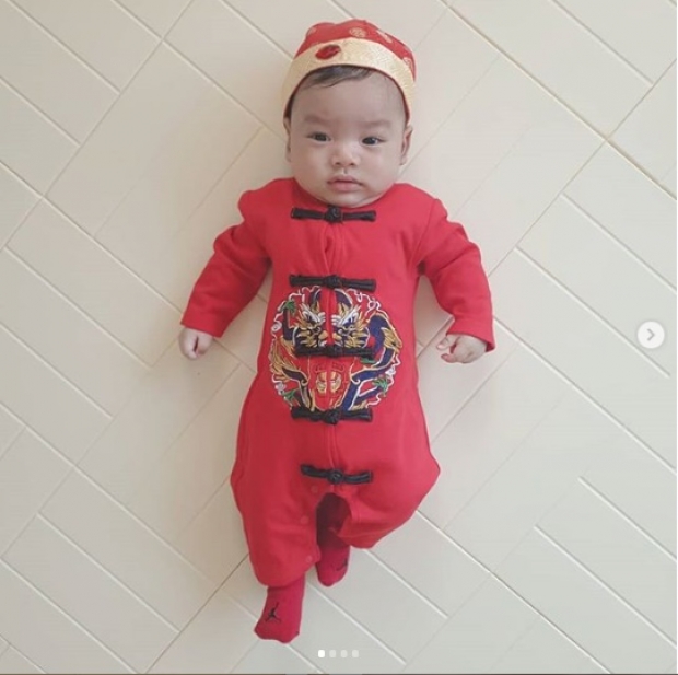 สุดน่ารัก กับภาพลูกๆ ดารา แต่งชุดให้เข้ากับเทศกาลตรุษจีน 