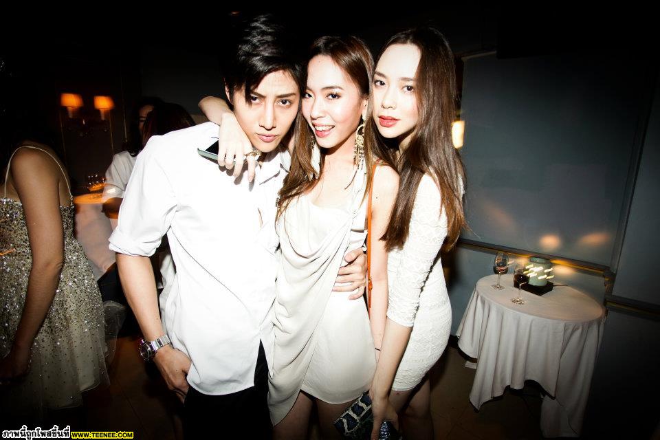 รููป มินท์ สาวhisoที่มีข่าวกับ ณเดชเเละพอร์ช