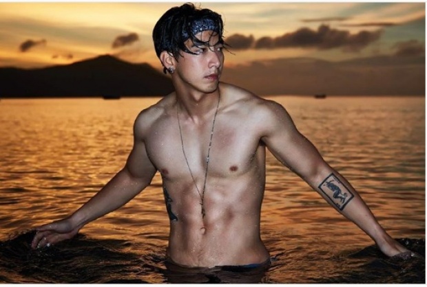 เลือดทะลักออกปาก!! โตโน่ โชว์แผ่หรา วิวดี๊ดี!!! 