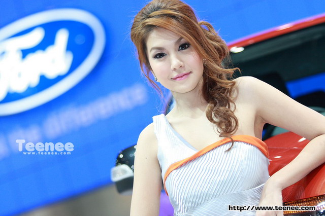 สวย แบ๋ว หุ่นเริ่ด Ford