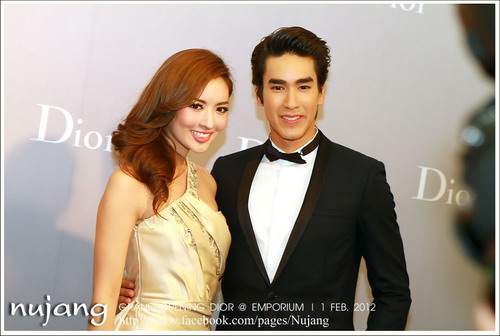 ณเดชน์ - แอฟ ทักษอร